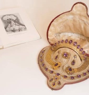 Art-History-Course-Birth-Jewelry (6).jpg Art-History-Course-Birth-Jewelry (6).jpg
