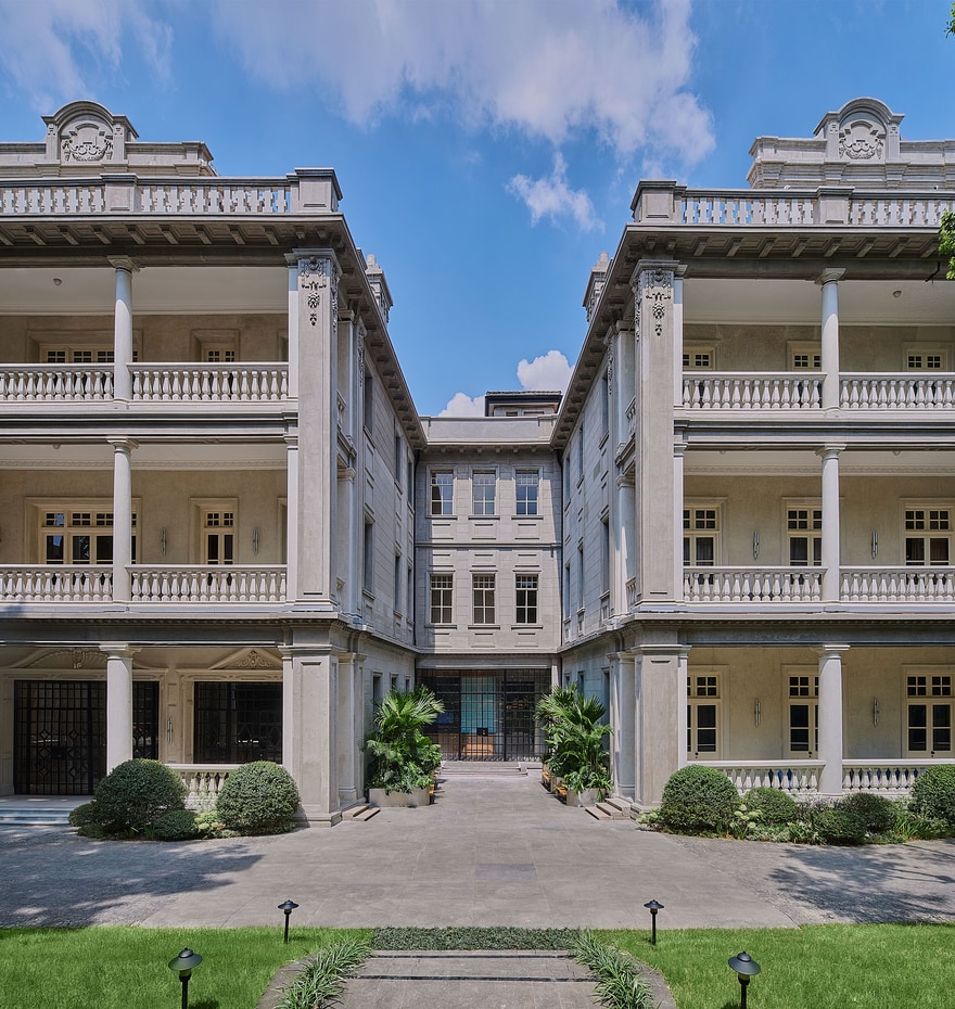 L'ÉCOLE China - Venue.png