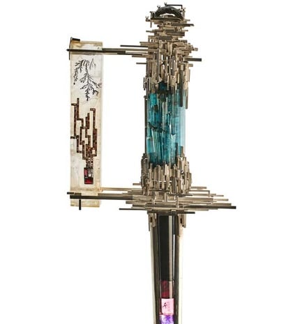 Jean Vendome, épée de Roger Caillois, 1971. Lyon, Musée des Confluences - Photo Benjamin Chelly (3).jpg