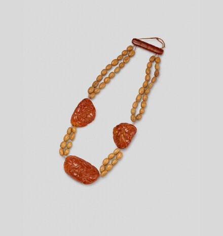 Pomegranate-Form Pendant 