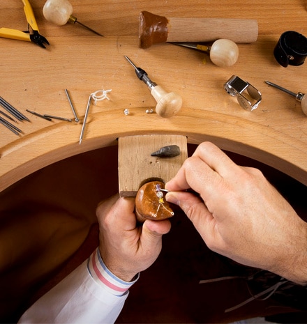 Savoir Faire Jewelry Introduction Setting