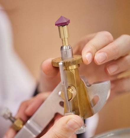 Savoir Faire Jewelry Lapidary Discovery
