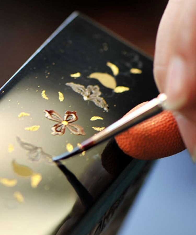 urushi urushi