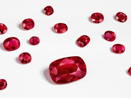 Ruby from Mogok, Collection Van Cleef & Arpels © Van Cleef & Arpels  Ruby from Mogok, Collection Van Cleef & Arpels © Van Cleef & Arpels