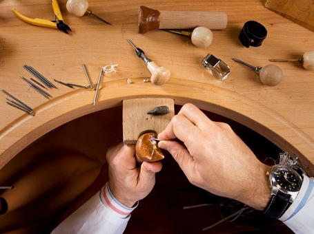 Savoir Faire Jewelry Introduction Setting